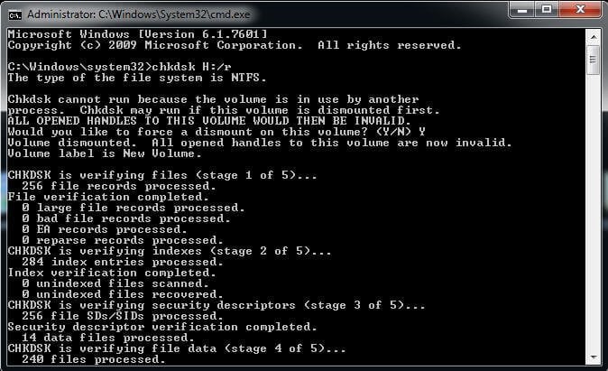 Fix a Corrupted Flash Drive without Formatting (2+5 Solutions)