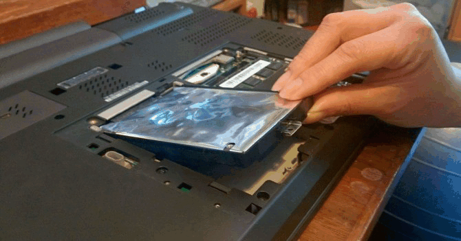Plug out Hard Disk
