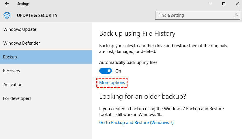 Does Windows automatically backup files?